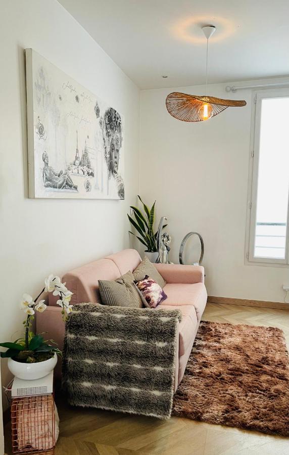 Le Nid Douillet De Patricia Appartement Parijs Buitenkant foto
