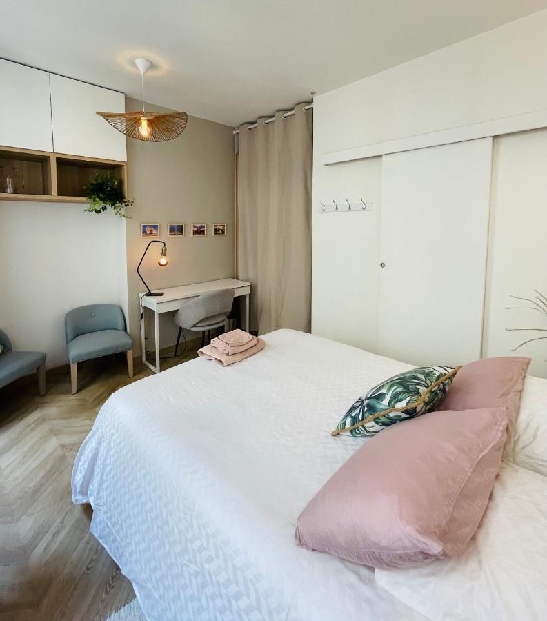 Le Nid Douillet De Patricia Appartement Parijs Buitenkant foto